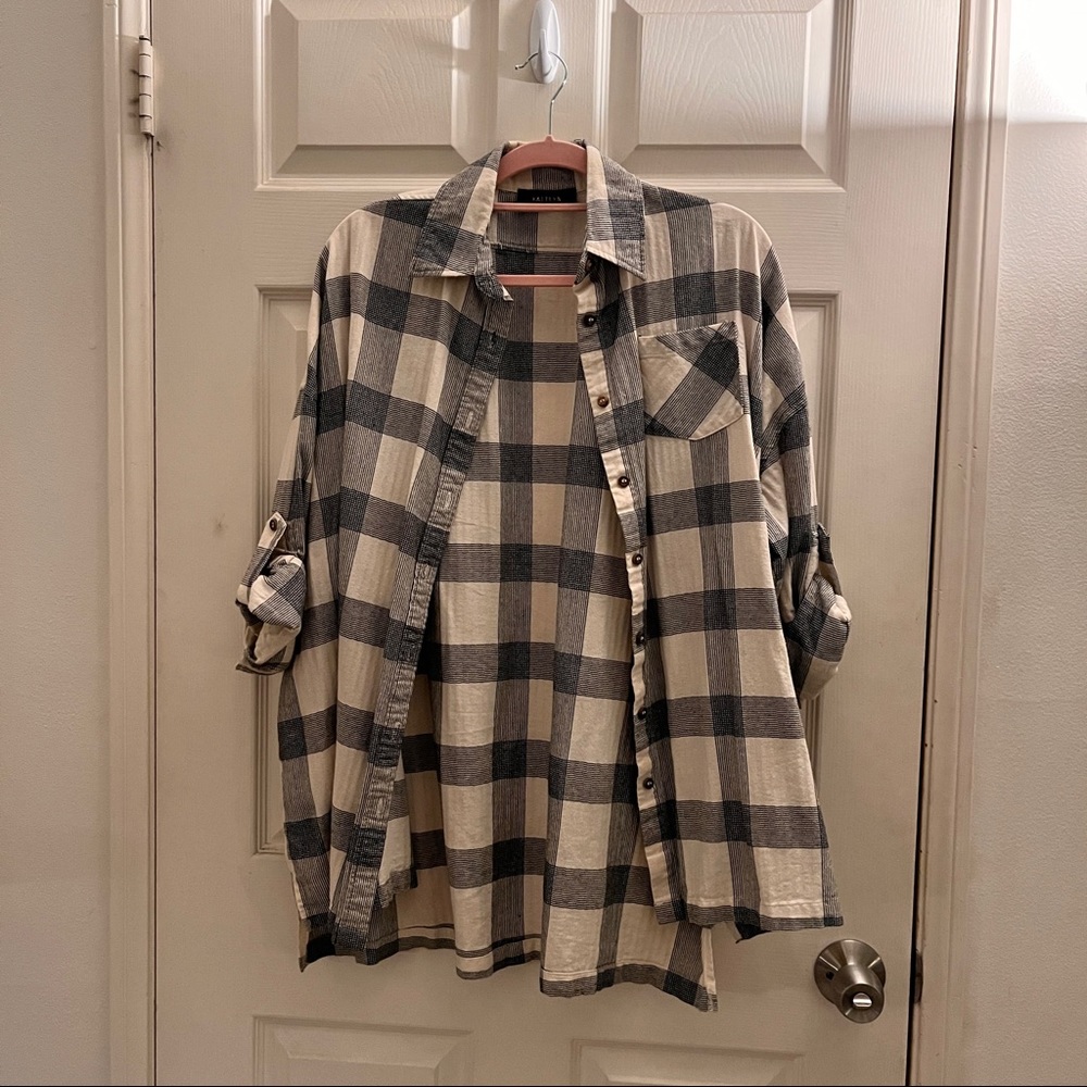 Black white gray shirt
